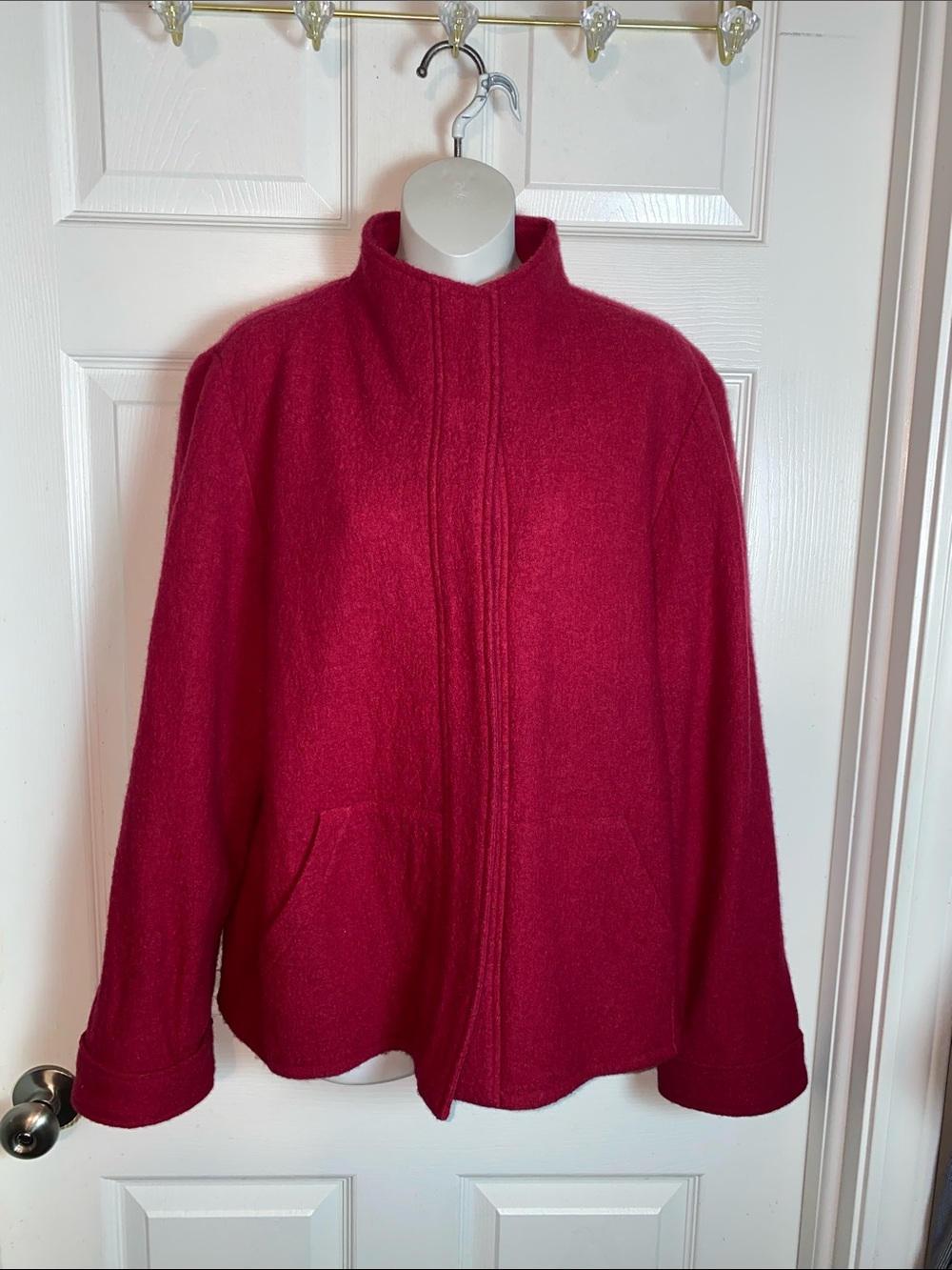 Chicos Woman’s 100% Wool Snap Front Burgundy Swing Jacket